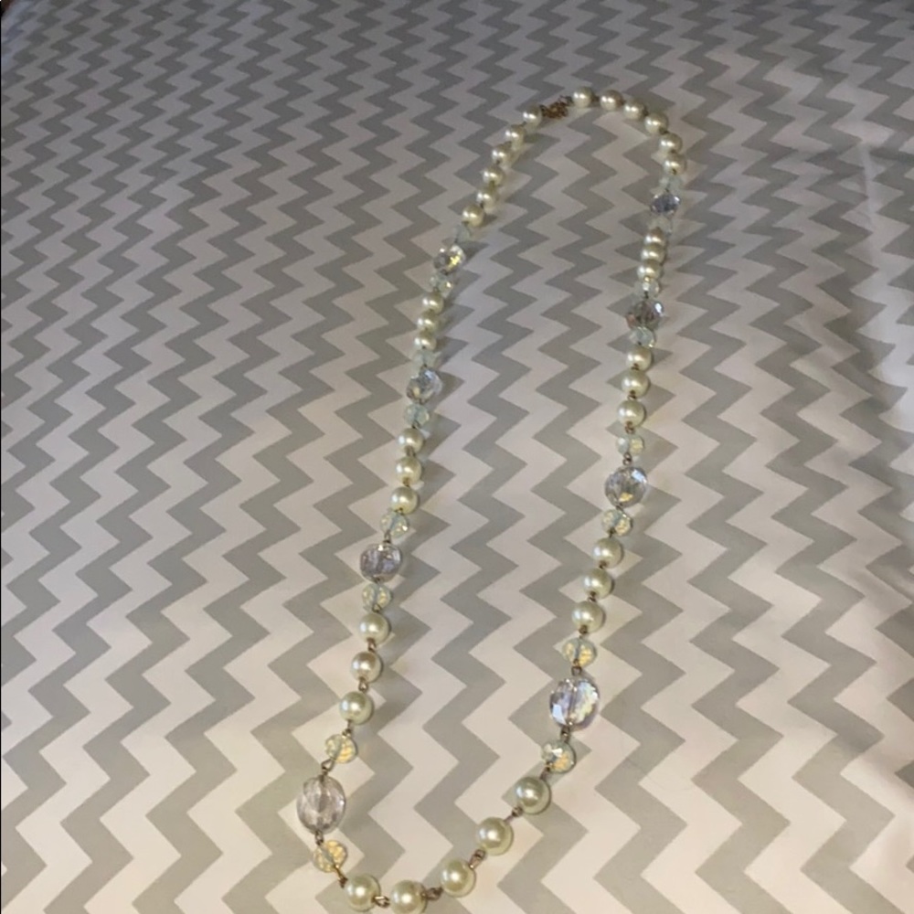 Long pearl and glass bead necklace on gold chain